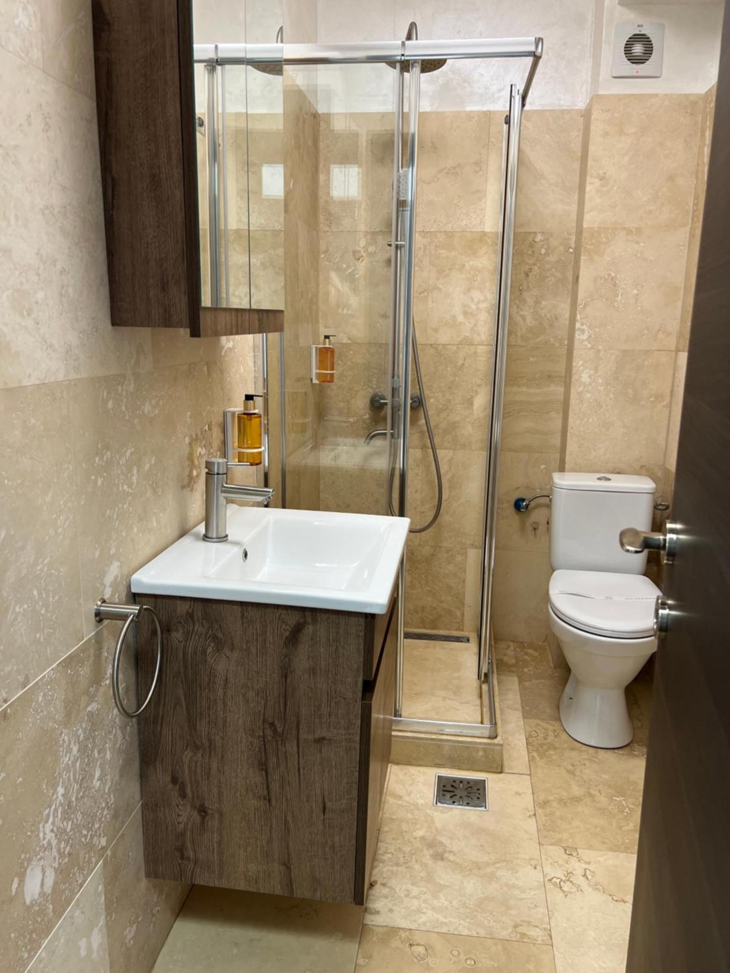 Hotel Del Ponte Targoviste Esterno foto